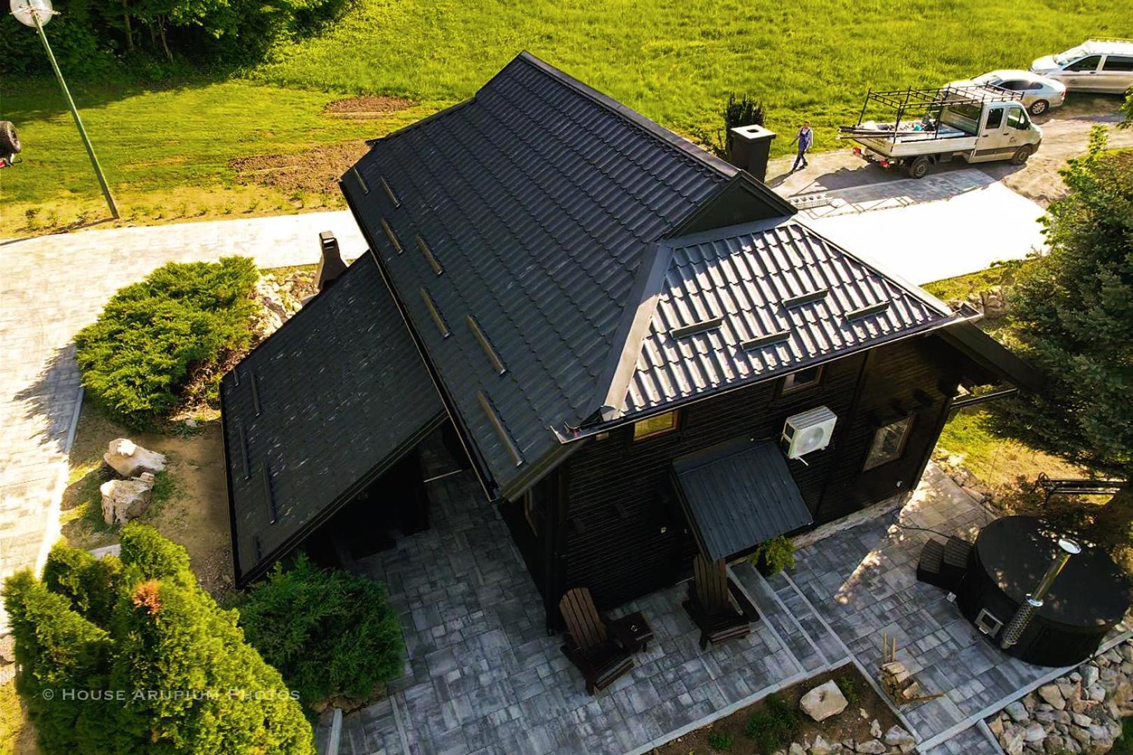 Woodenhouse With Two Apartments Otočac Екстериор снимка